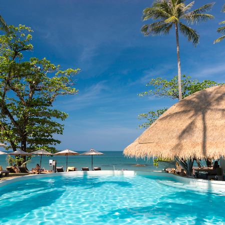 Eden Beach Khaolak Resort And Spa A Lopesan Collection Hotel - Sha Extra Plus Khao Lak Exterior foto The swimming pool at the resort