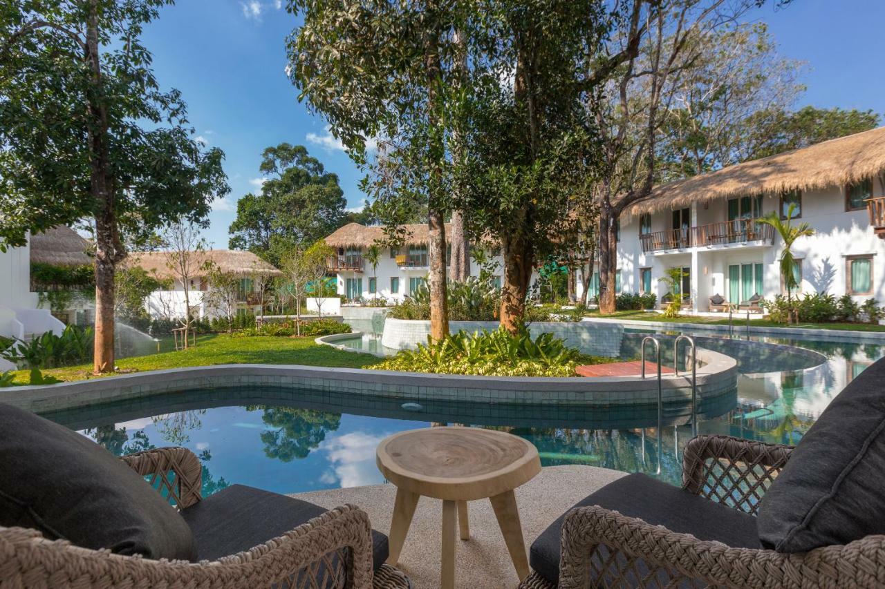 Eden Beach Khaolak Resort And Spa A Lopesan Collection Hotel - Sha Extra Plus Khao Lak Exterior foto The Village Pool