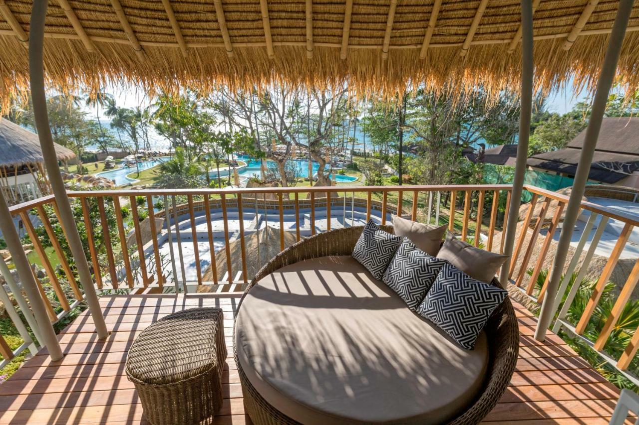 Eden Beach Khaolak Resort And Spa A Lopesan Collection Hotel - Sha Extra Plus Khao Lak Exterior foto The view from the balcony of a pool villa at the resort