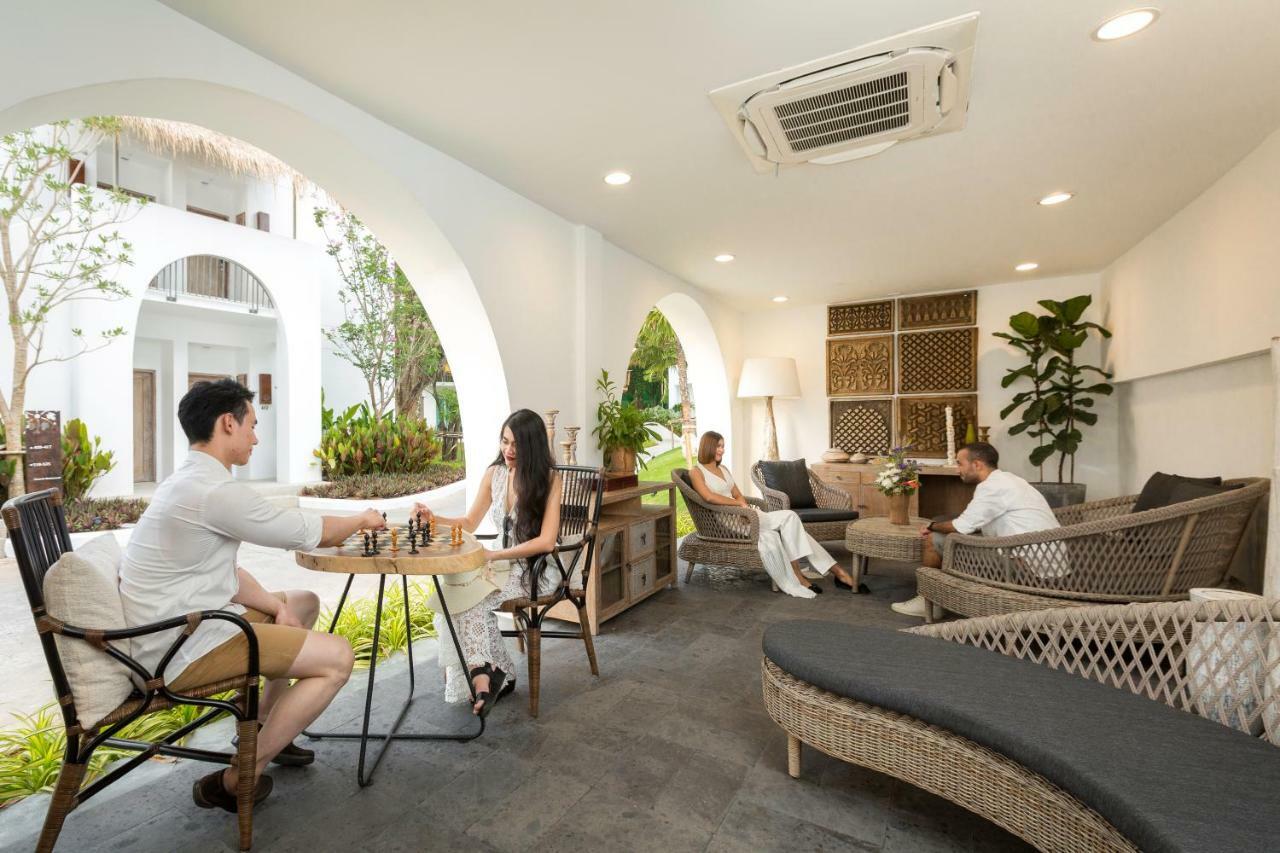 Eden Beach Khaolak Resort And Spa A Lopesan Collection Hotel - Sha Extra Plus Khao Lak Exterior foto The interior of the hotel