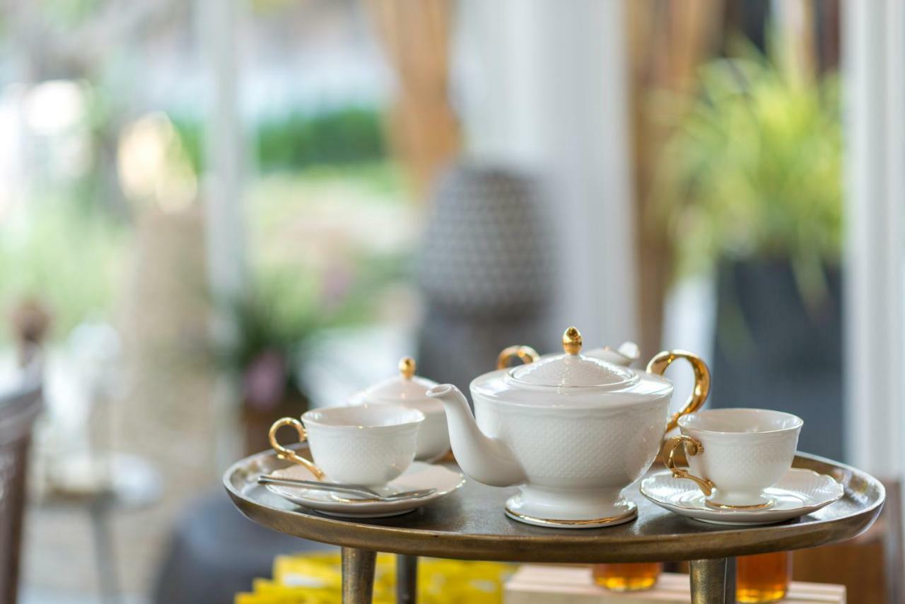 Eden Beach Khaolak Resort And Spa A Lopesan Collection Hotel - Sha Extra Plus Khao Lak Exterior foto Tea set